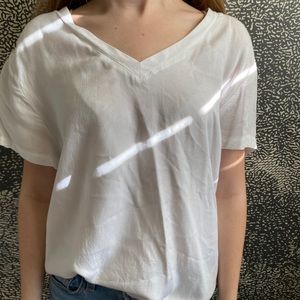 Basic white t-shirt